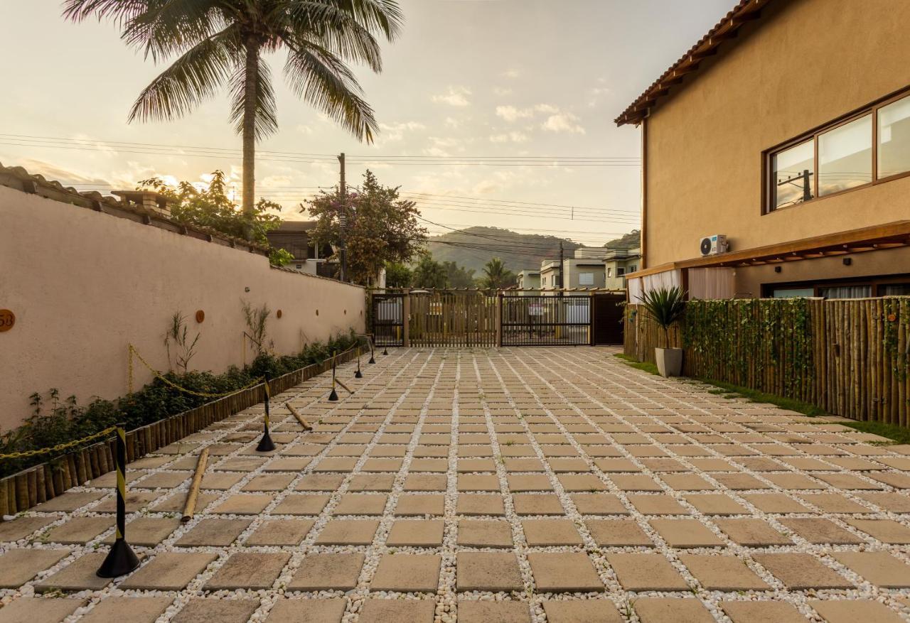 Casa D'Aroeira Residencial Boutique - Centro De Juquei - 2 Quadras Do Mar - Servico De Praia - Roupa De Cama 600 Fios Algodao Egipcio - Toalhas Banho E Praia - Tudo Novo - Estacionamento Interno - Cozinha - Consulte Unidades Com Ofuro Hidro E Cromote Bagian luar foto