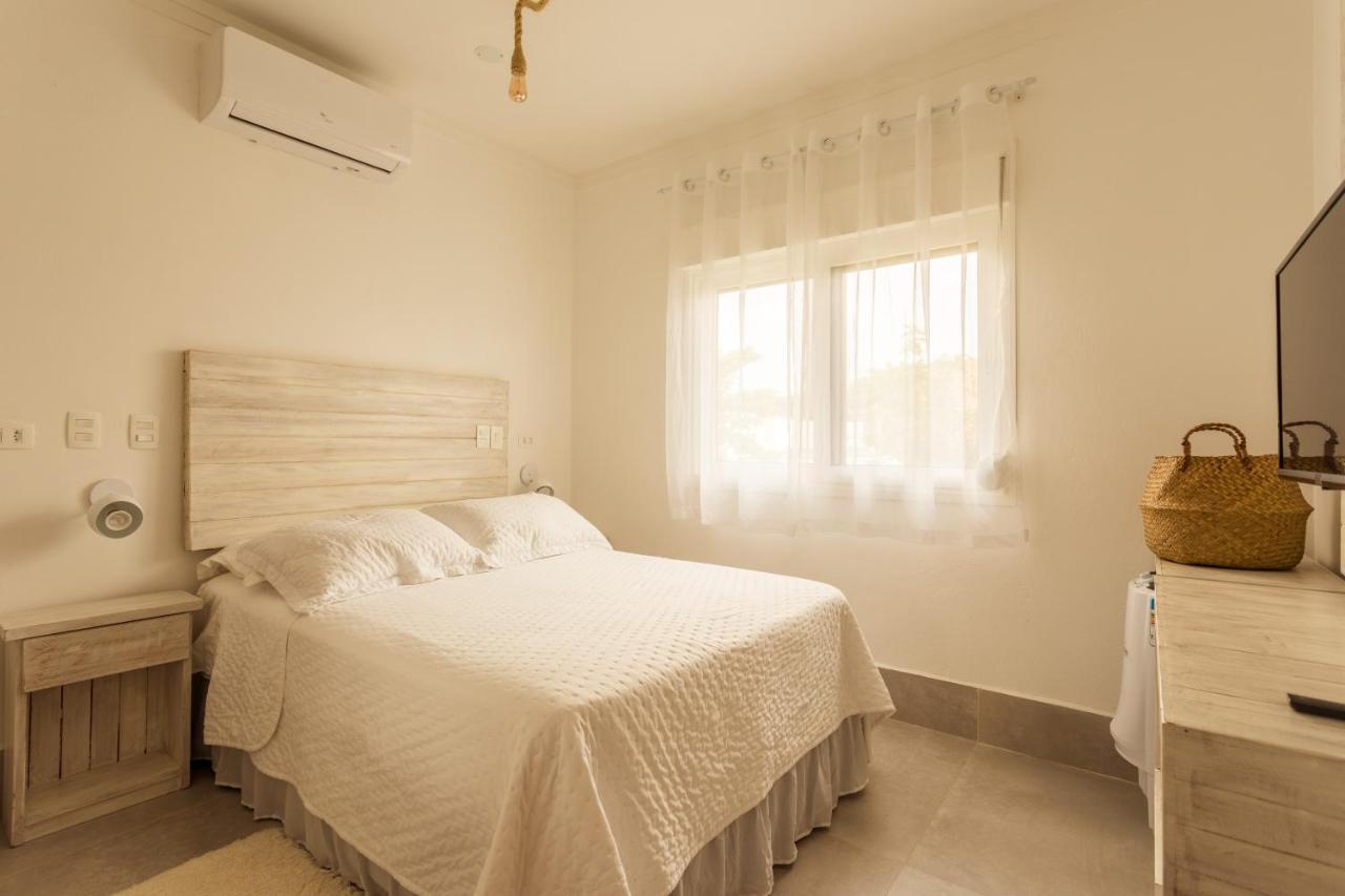 Casa D'Aroeira Residencial Boutique - Centro De Juquei - 2 Quadras Do Mar - Servico De Praia - Roupa De Cama 600 Fios Algodao Egipcio - Toalhas Banho E Praia - Tudo Novo - Estacionamento Interno - Cozinha - Consulte Unidades Com Ofuro Hidro E Cromote Bagian luar foto