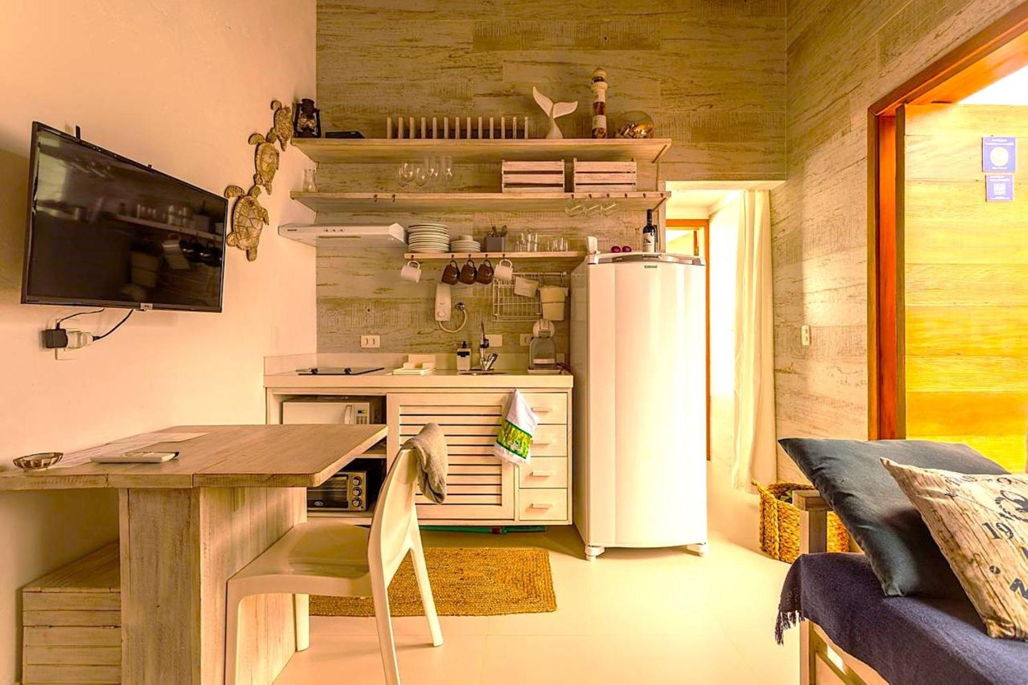 Casa D'Aroeira Residencial Boutique - Centro De Juquei - 2 Quadras Do Mar - Servico De Praia - Roupa De Cama 600 Fios Algodao Egipcio - Toalhas Banho E Praia - Tudo Novo - Estacionamento Interno - Cozinha - Consulte Unidades Com Ofuro Hidro E Cromote Bagian luar foto