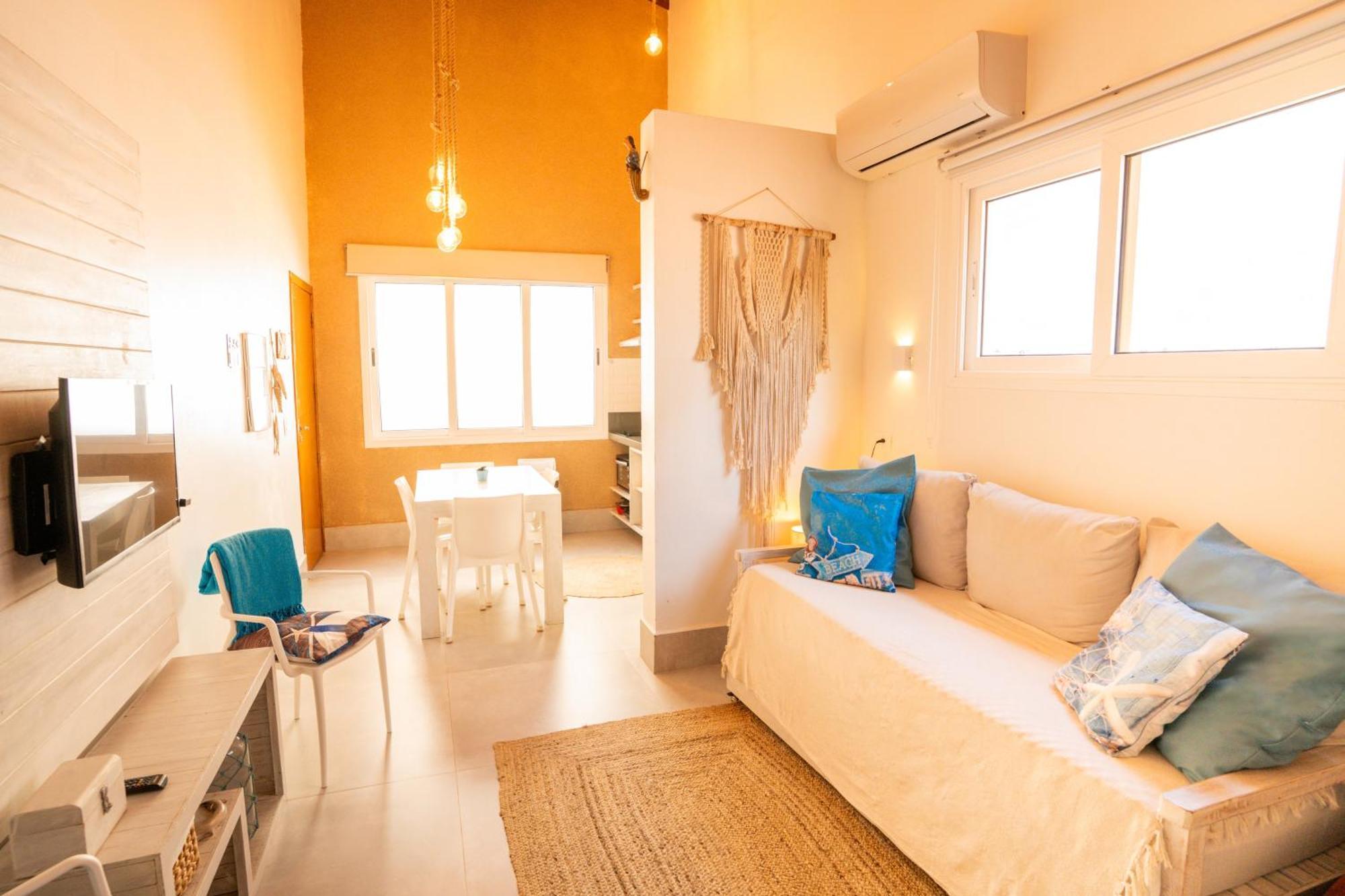 Casa D'Aroeira Residencial Boutique - Centro De Juquei - 2 Quadras Do Mar - Servico De Praia - Roupa De Cama 600 Fios Algodao Egipcio - Toalhas Banho E Praia - Tudo Novo - Estacionamento Interno - Cozinha - Consulte Unidades Com Ofuro Hidro E Cromote Bagian luar foto